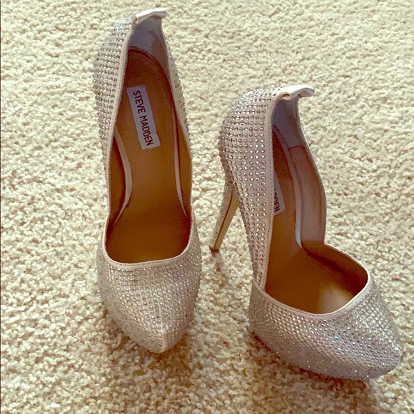 Steve Madden rhinestone studded stilettos - Picture 1 of 3